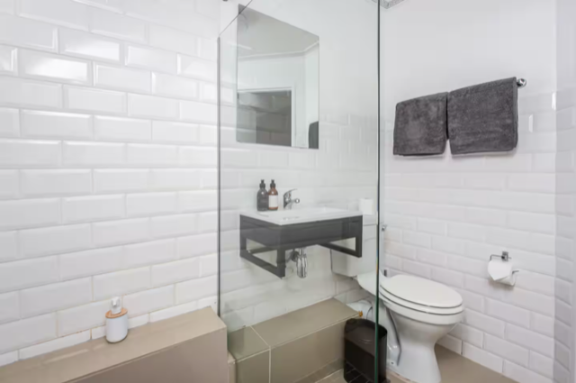 To Let 1 Bedroom Property for Rent in Oranjezicht Western Cape